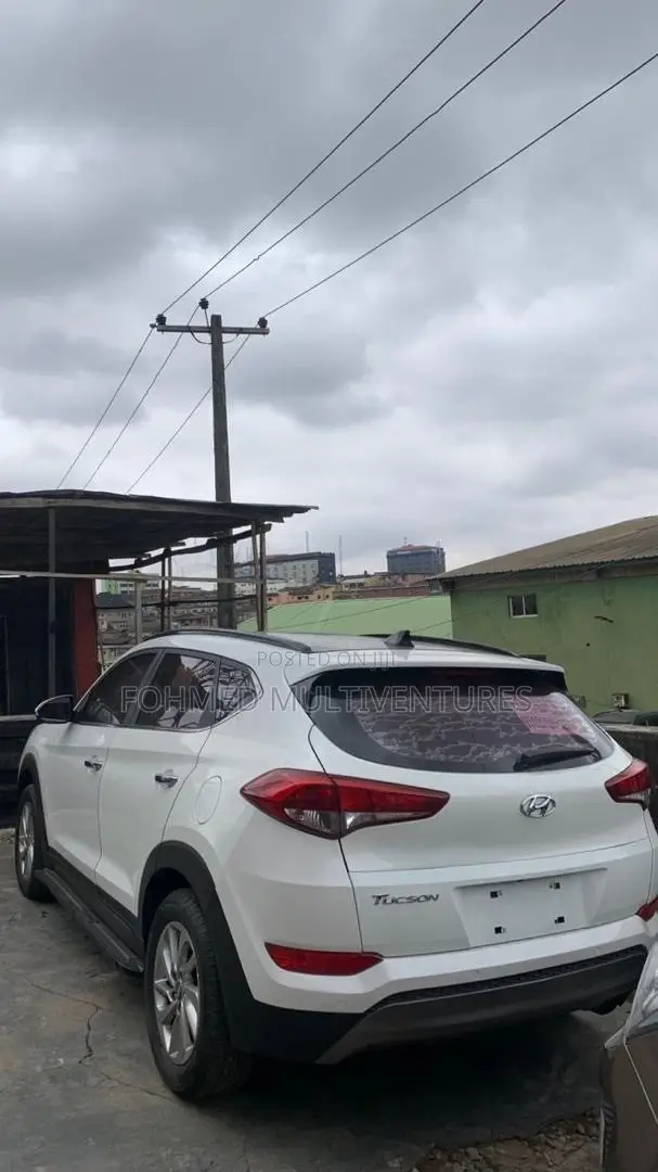 Hyundai Tucson Limited AWD 2016 White