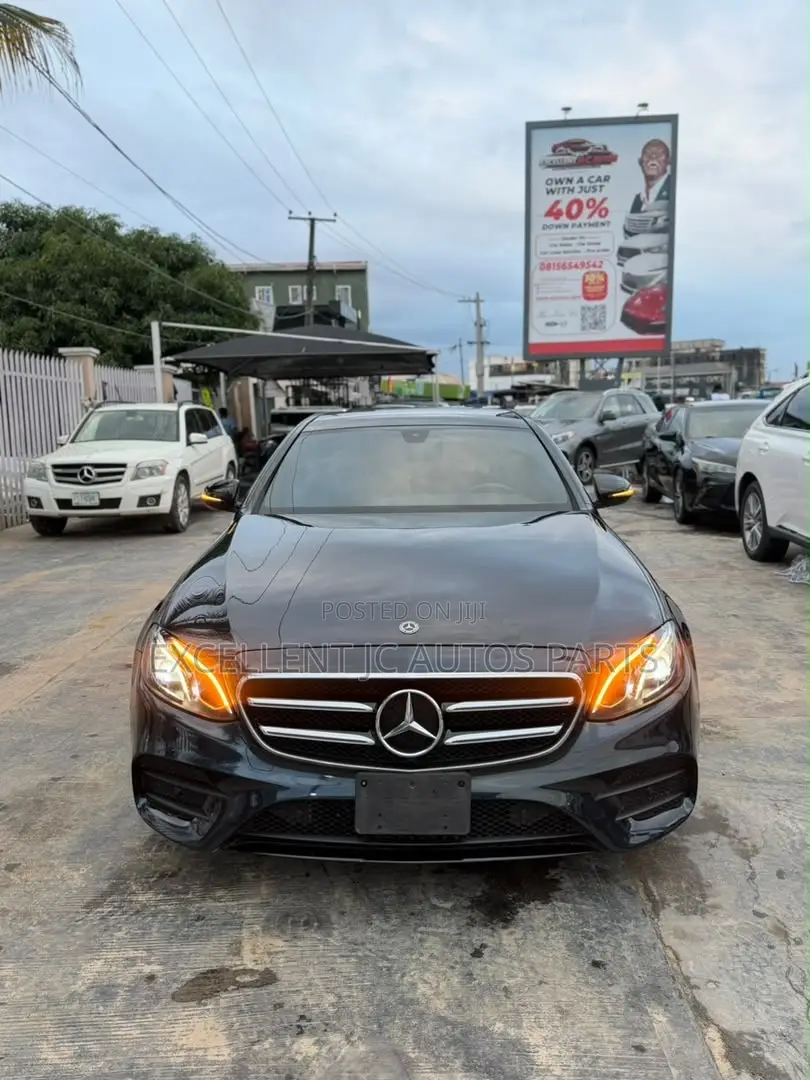 Mercedes-Benz E300 2018 Black