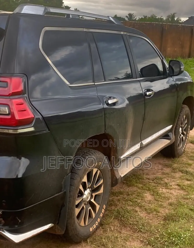 Toyota Land Cruiser Prado 4.0 V6 Dual VVT-i 2015 Black