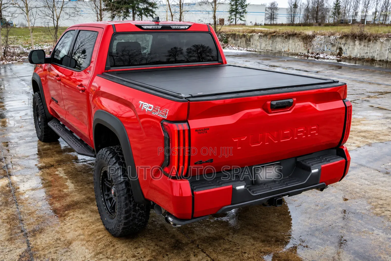 Electric Retractable Tonneau Cover 22-26 Toyota Tundra Short Bed