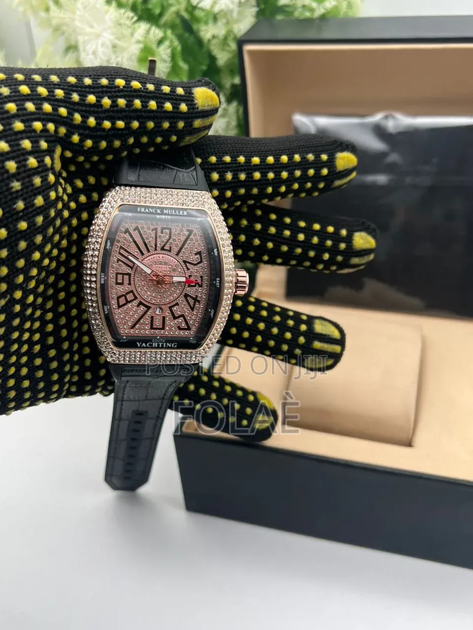 Luxury Men's Leather Wristwatch – Premium Elegant Design- 21000