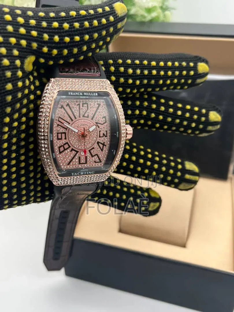 Luxury Men's Leather Wristwatch – Premium Elegant Design- 21000