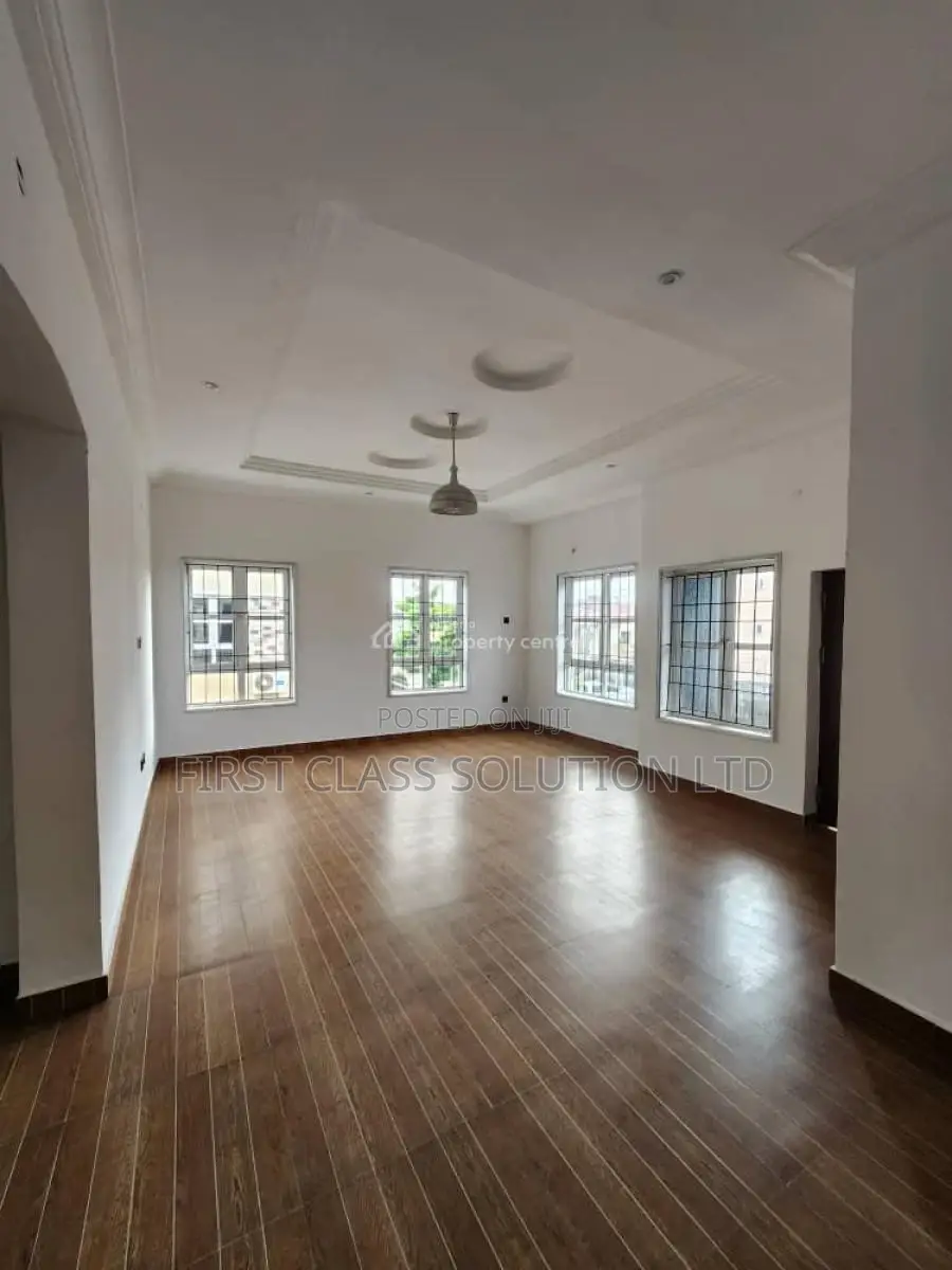 5bdrm Duplex in Idado, Lekki, Lagos for sale