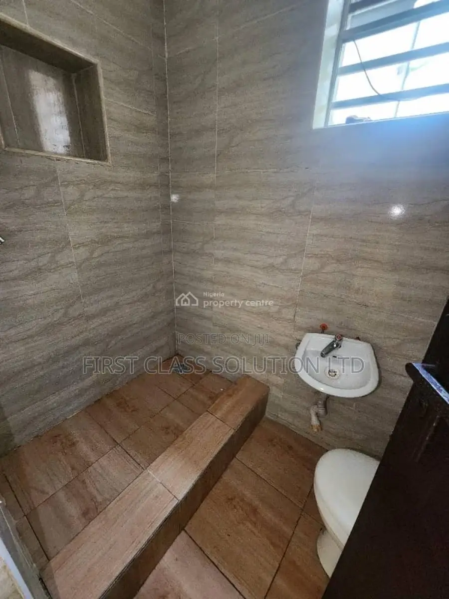 4bdrm Duplex in Ikota Lekki Lagos, for sale