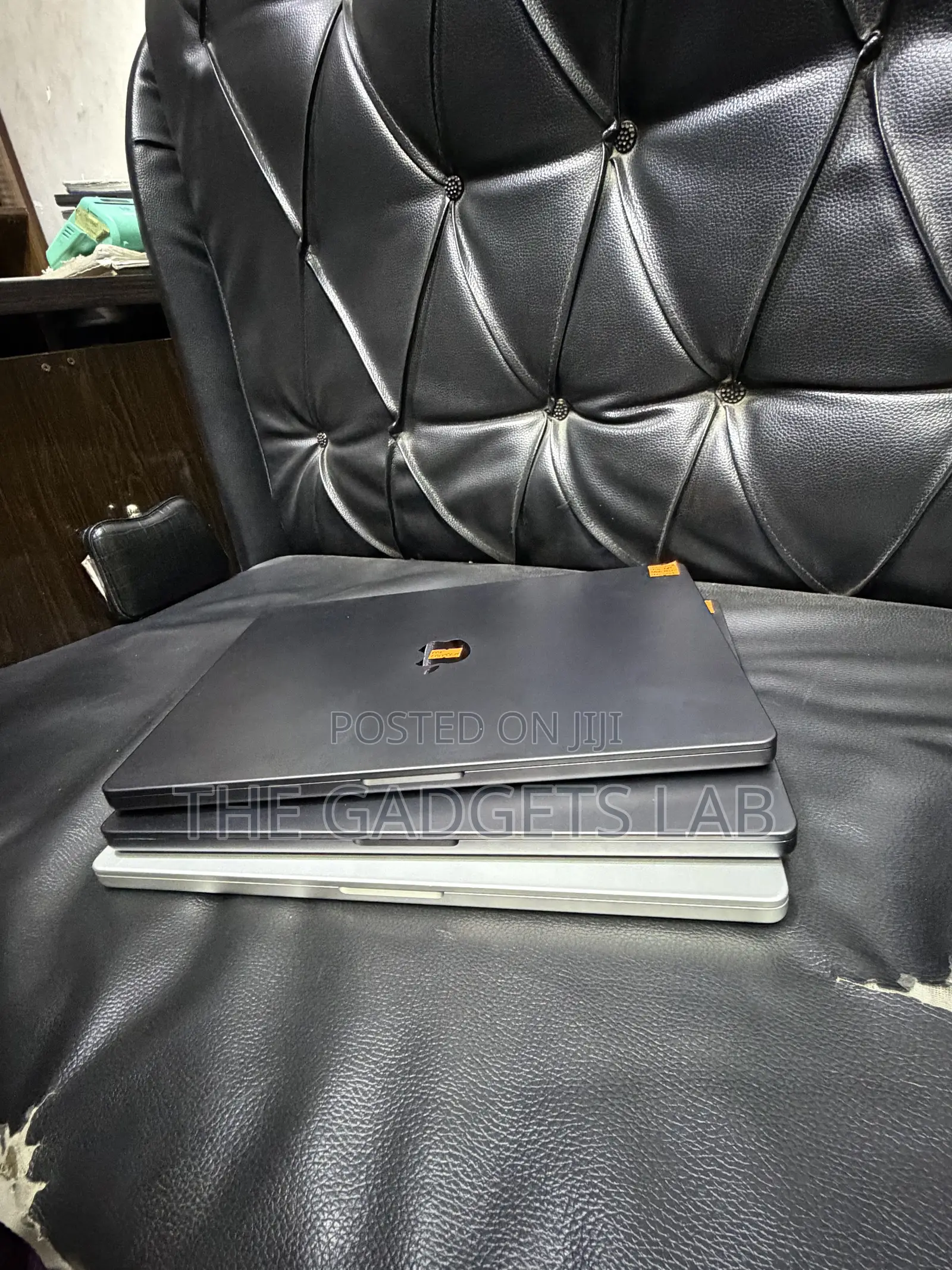 Laptop Apple MacBook Pro 2023 M3 36GB Apple M3 Pro SSD 1T