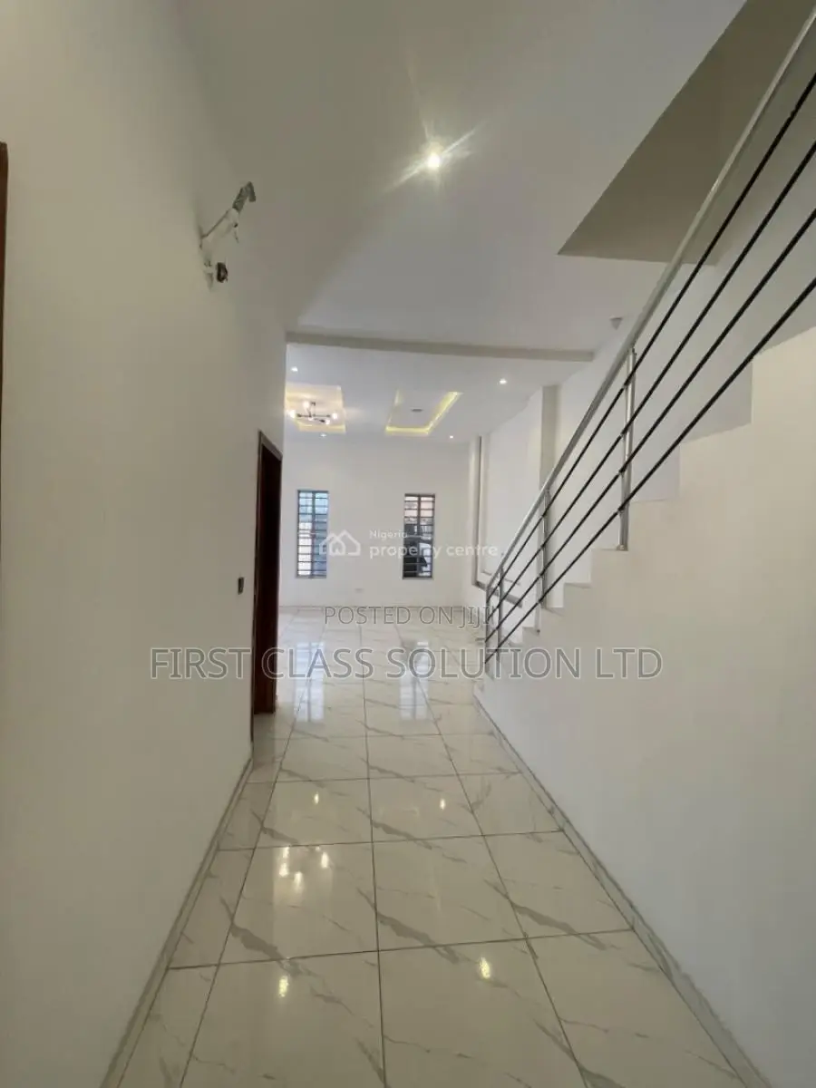 4bdrm Duplex in Agungi Lekki Lagos, for sale