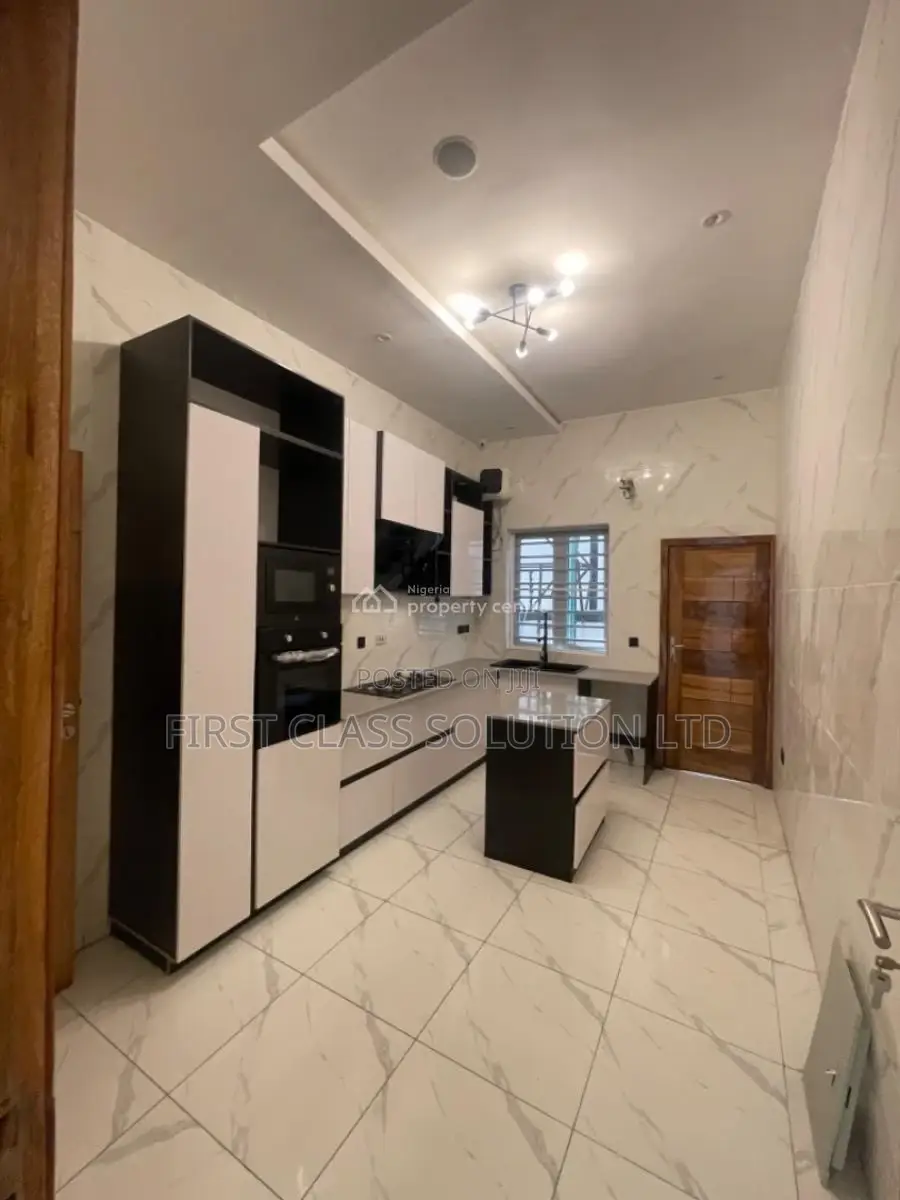 4bdrm Duplex in Agungi Lekki Lagos, for sale