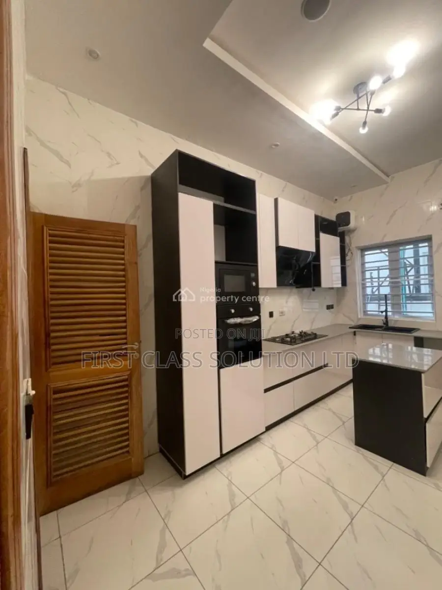4bdrm Duplex in Agungi Lekki Lagos, for sale