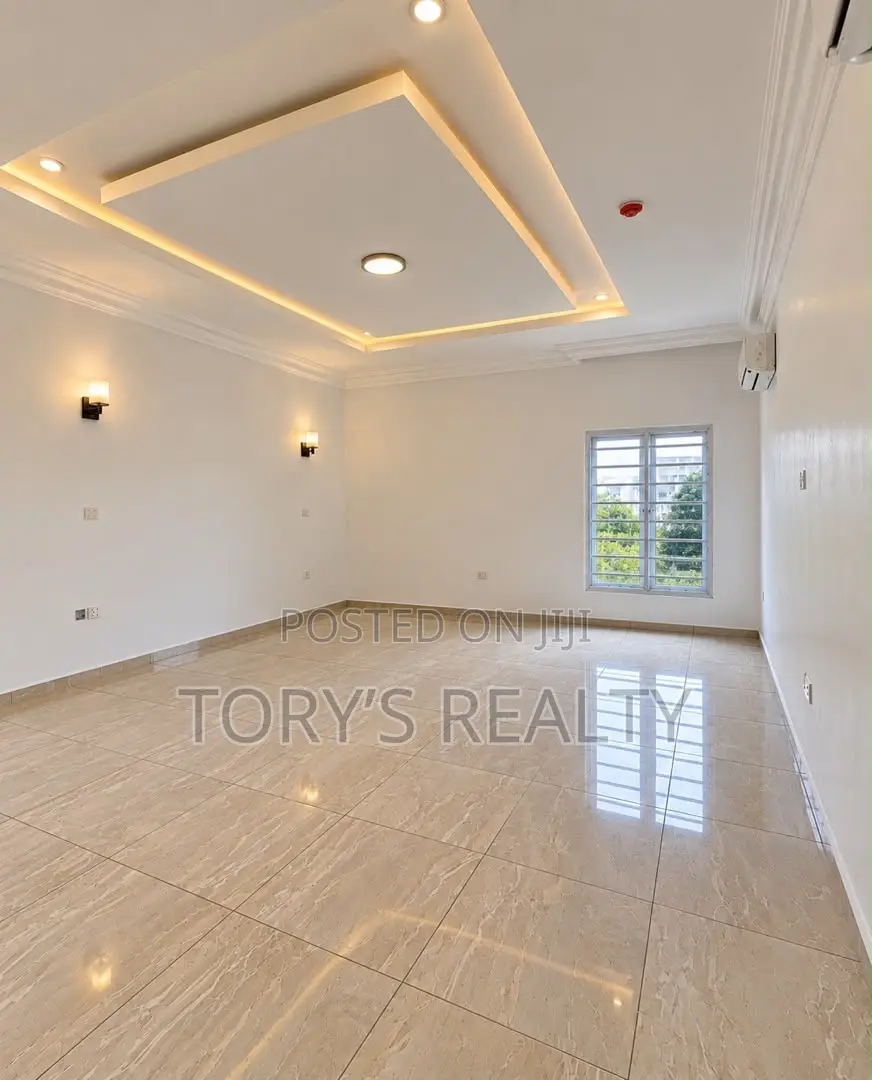 20bdrm Apartment in Ikoyi S.W for rent