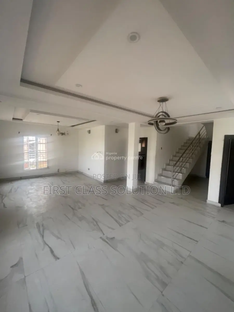 4bdrm Duplex in Off Monastery Road, for sale