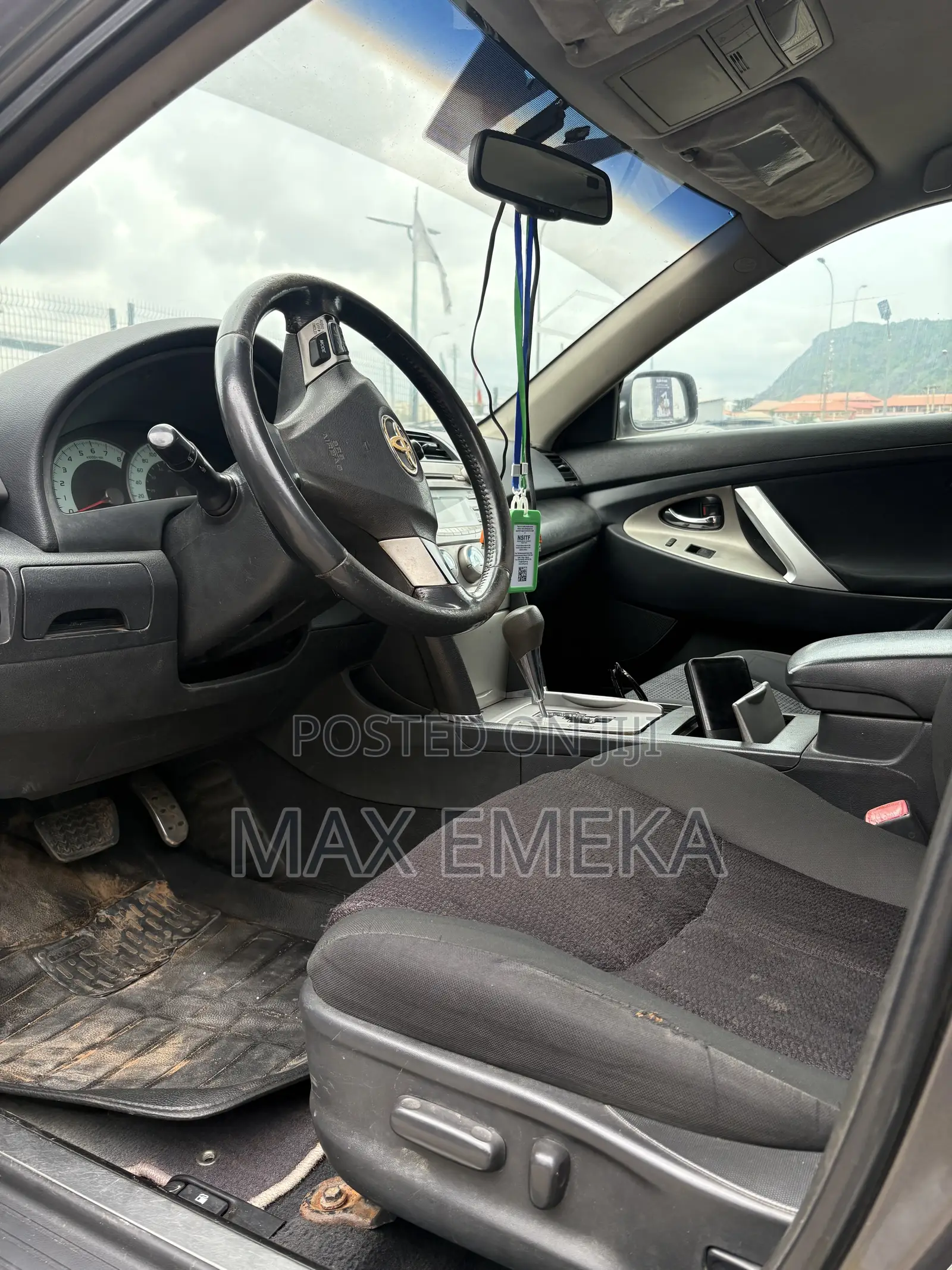 Toyota Camry SE 4dr Sedan (2.4L 4cyl 5A) 2009 Gray