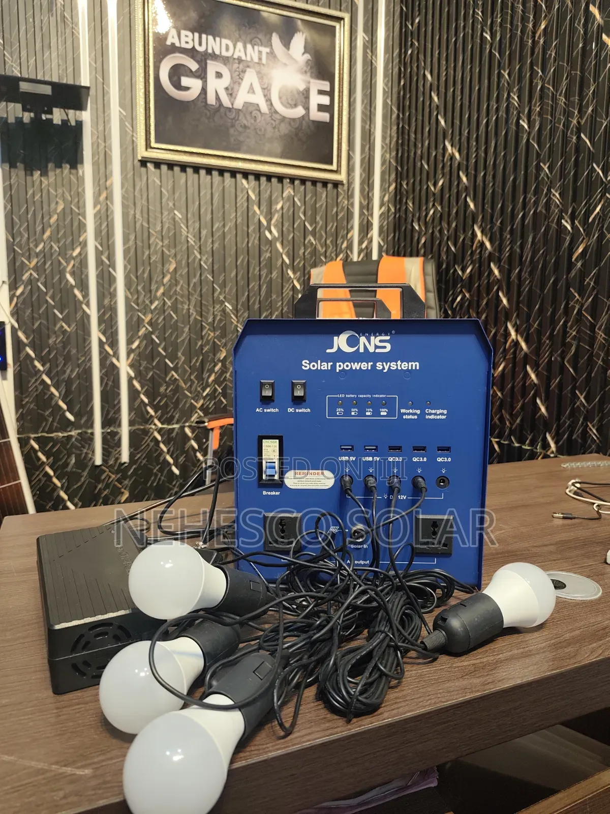 Original 1800W JCNS Solar Power Station