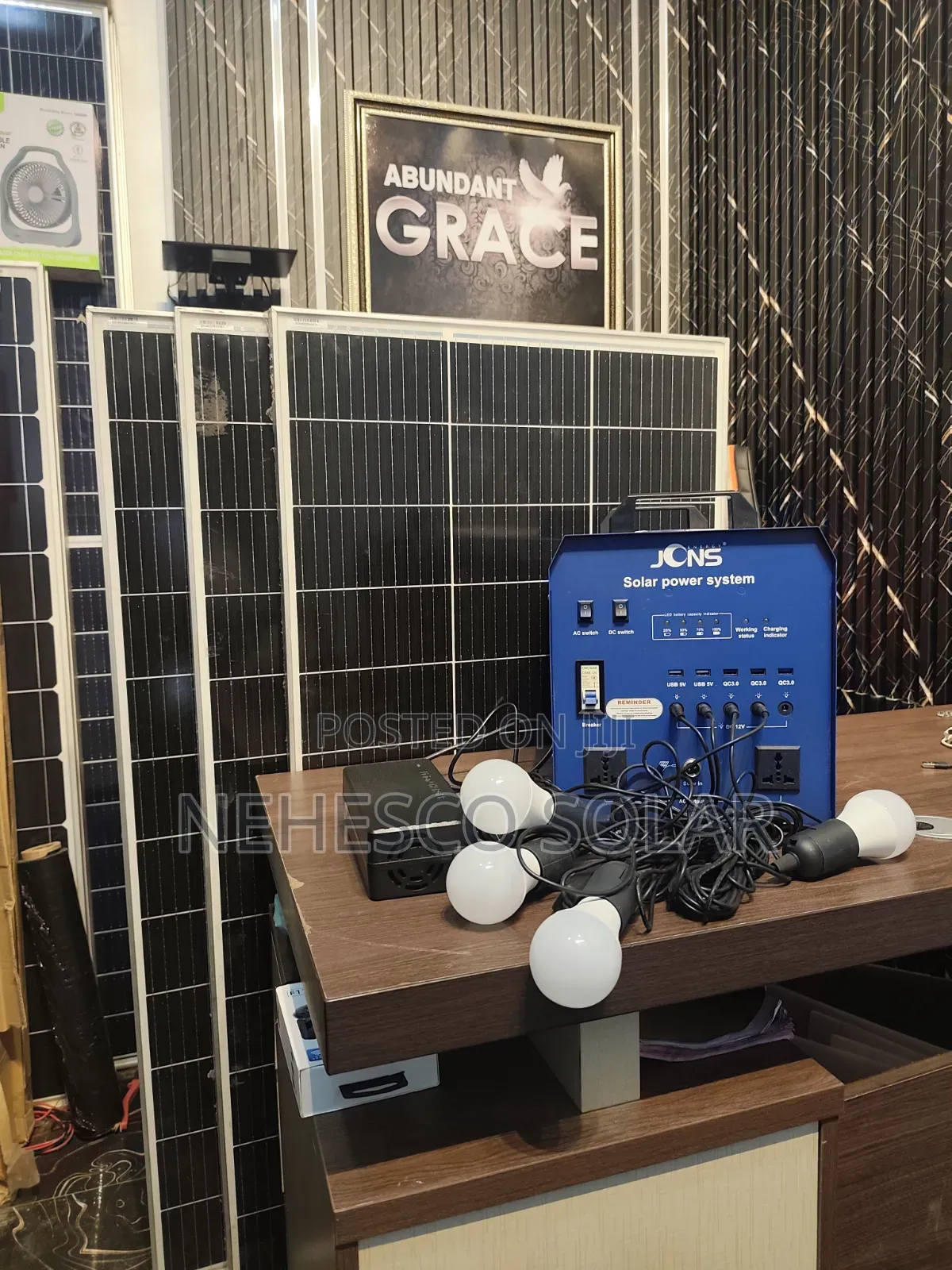 Original 1800W JCNS Solar Power Station