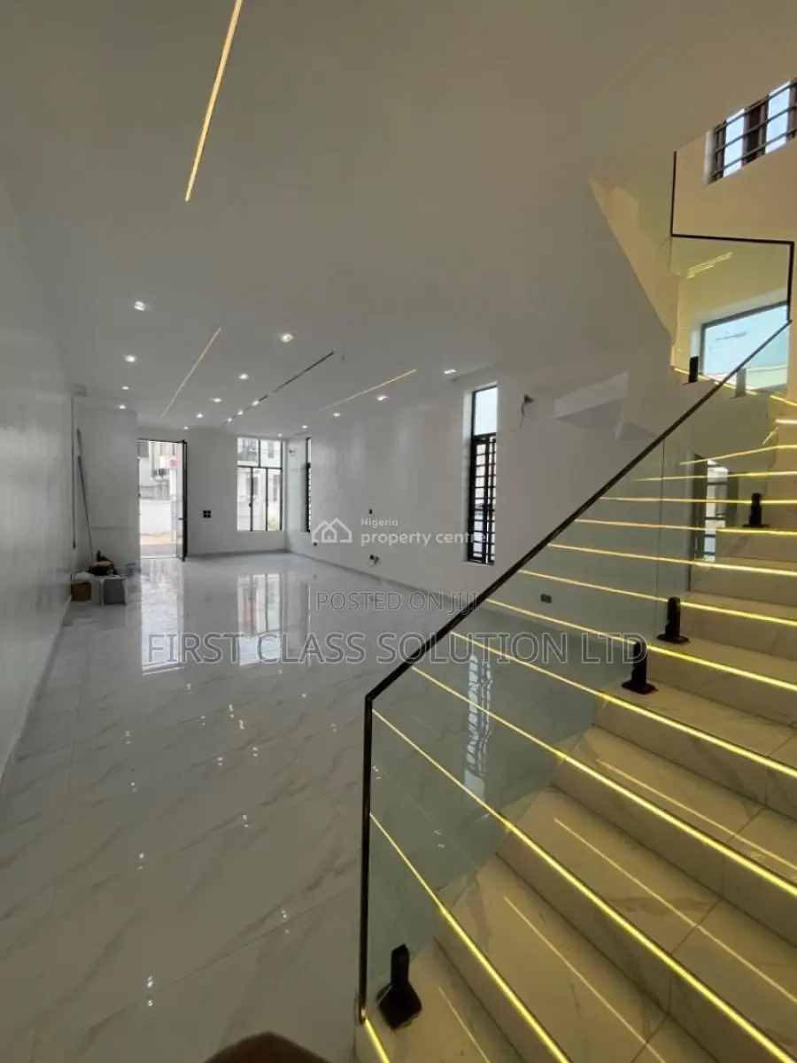 5bdrm Duplex in Ikota Villa Estate, for sale