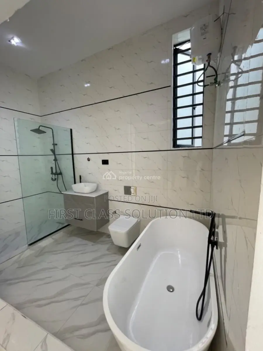 5bdrm Duplex in Ikota Villa Estate, for sale