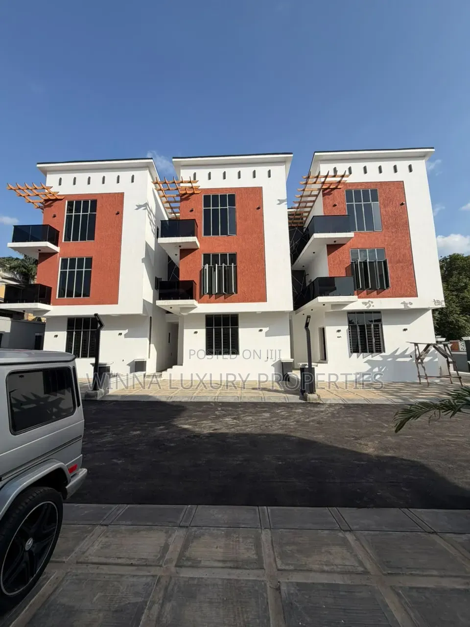 4bdrm Townhouse/Terrace in Utako for sale