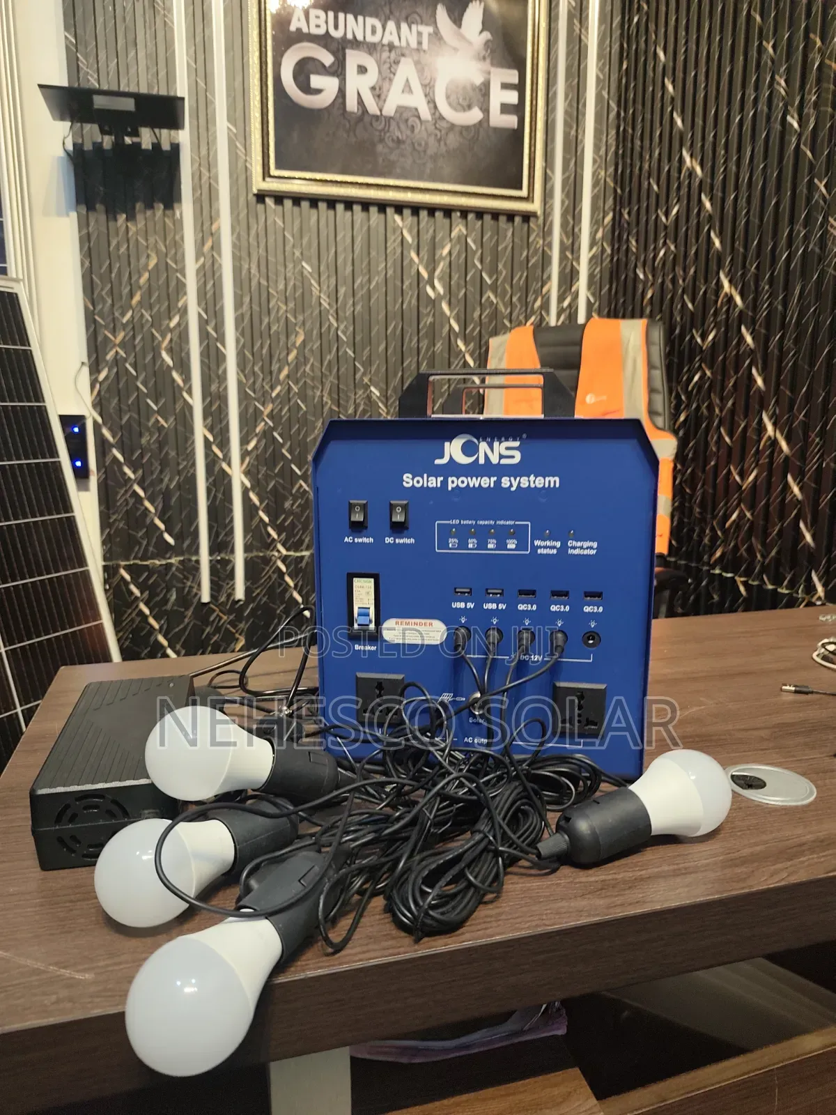 JCNS 1800W Emergency Backup Power Station