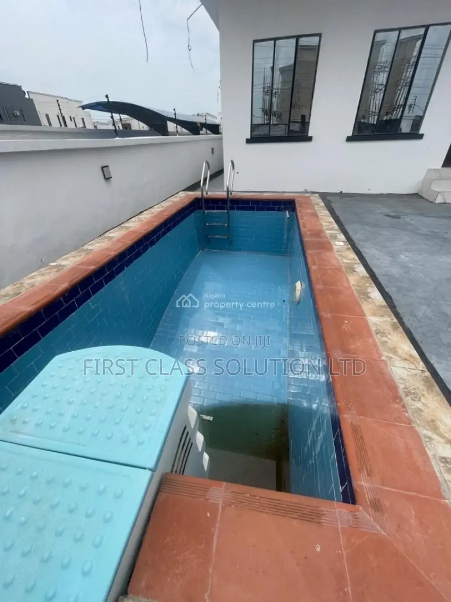 5bdrm Duplex in Ajah, Lagos for sale