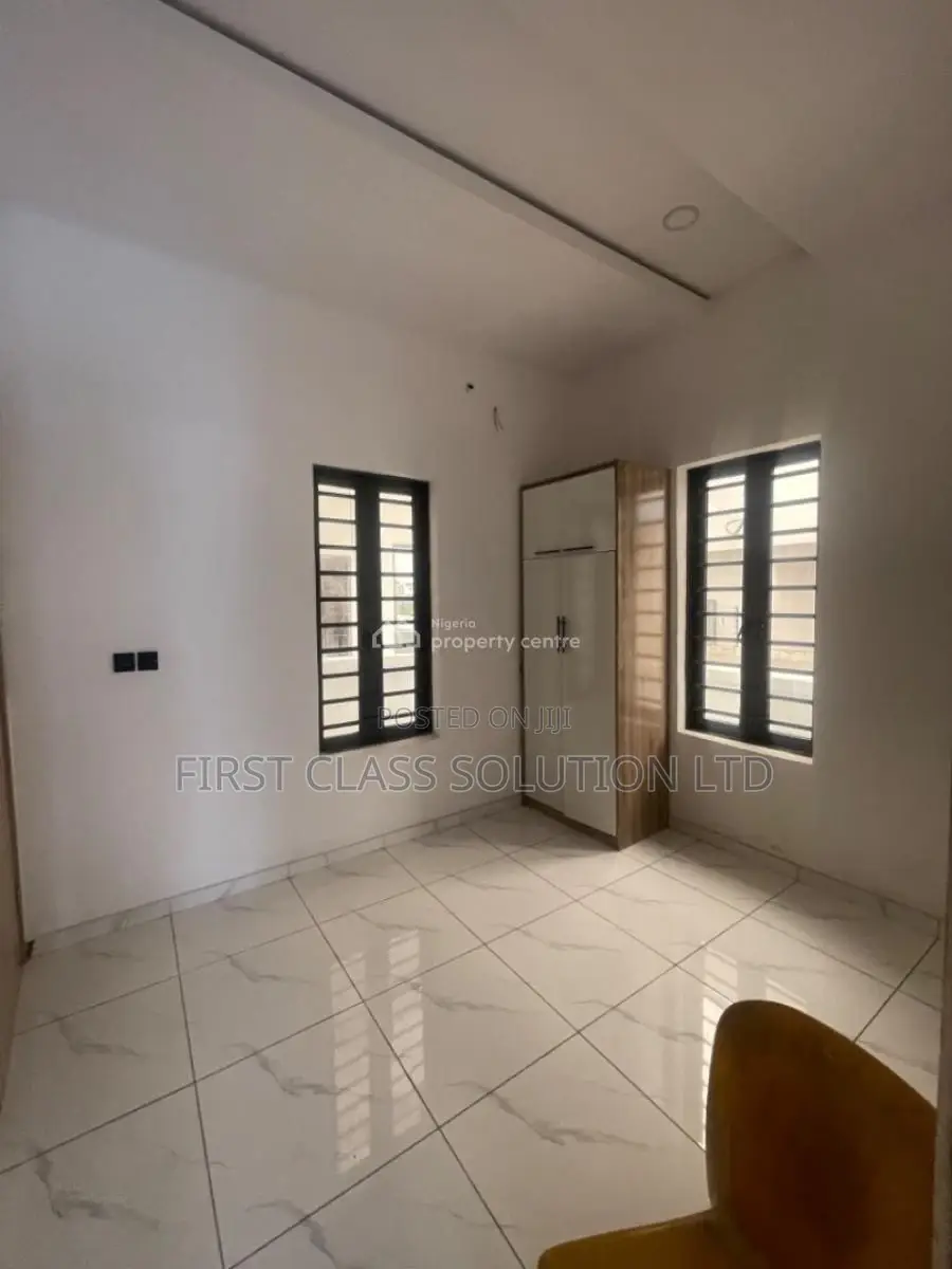 5bdrm Duplex in Ajah, Lagos for sale