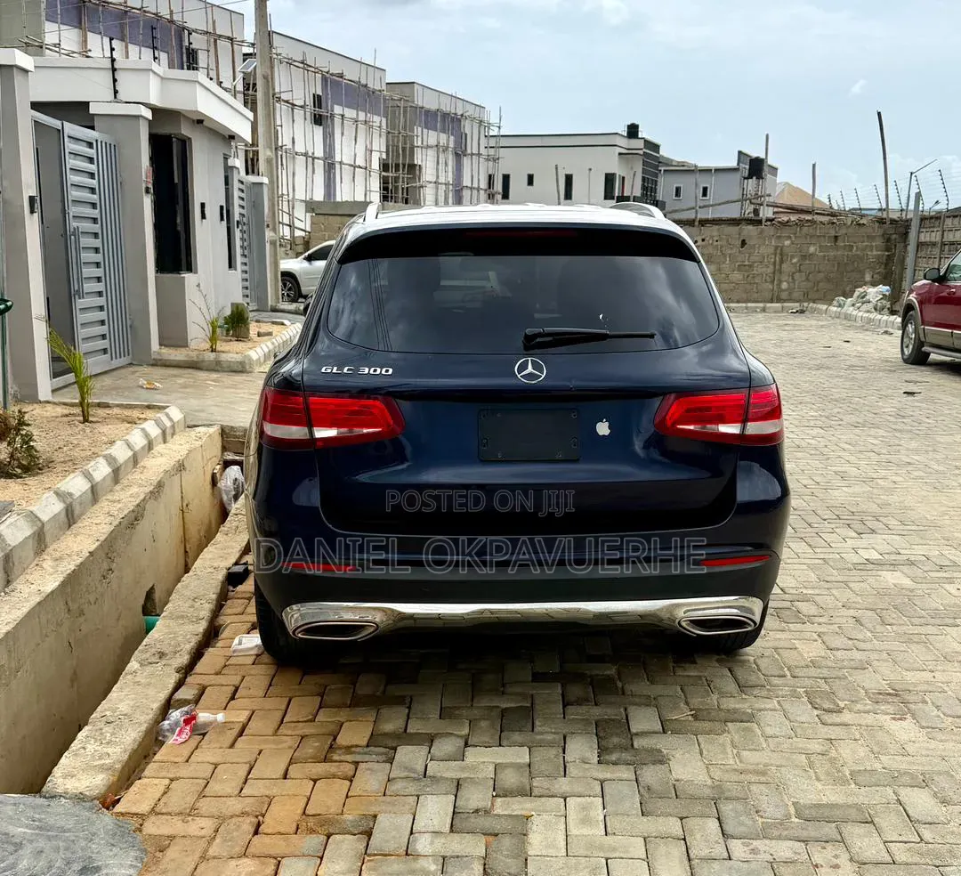 Mercedes-Benz GLC-Class 2018 Blue