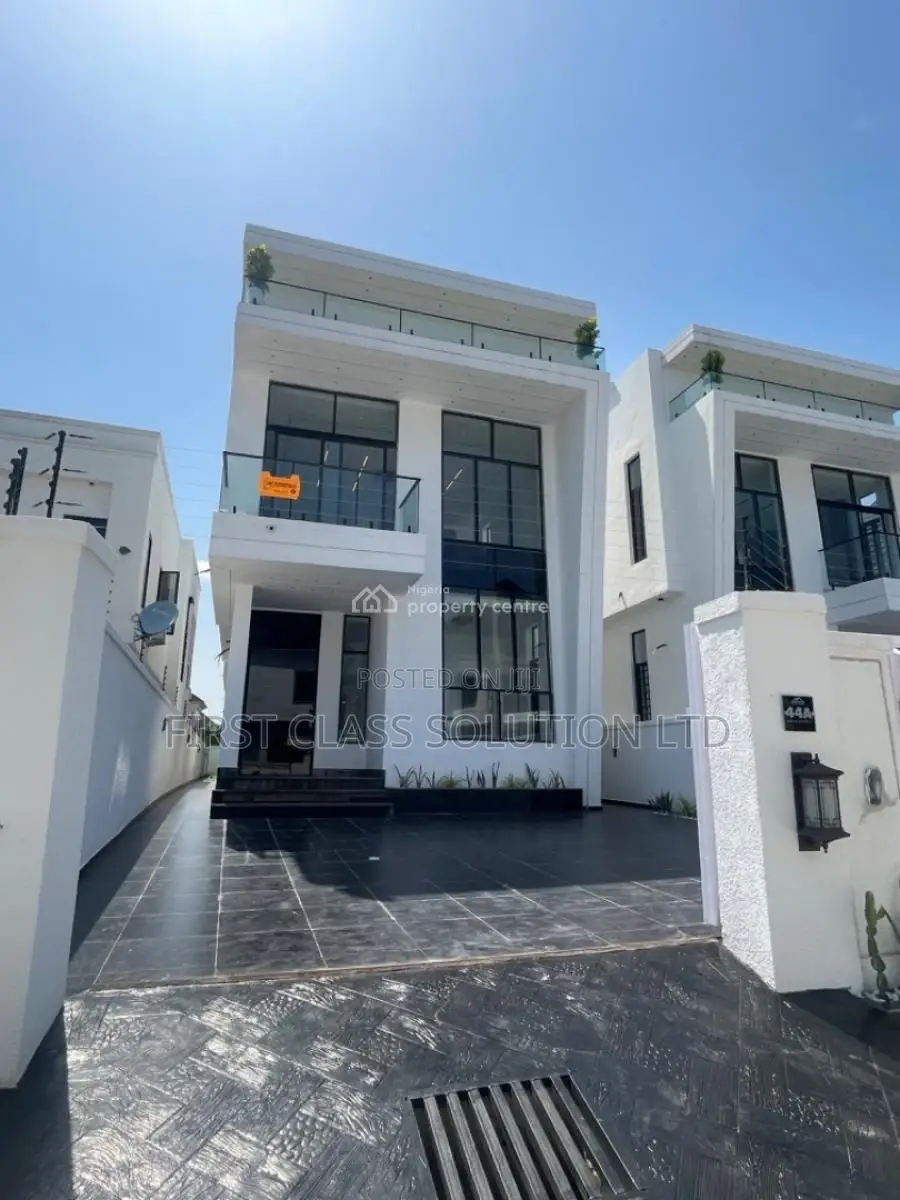 5bdrm Duplex in Ajah, Lagos for sale