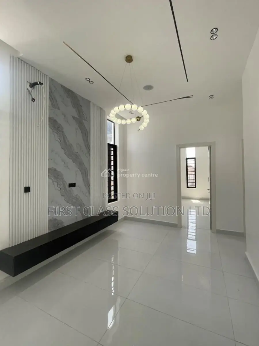 5bdrm Duplex in Ajah, Lagos for sale