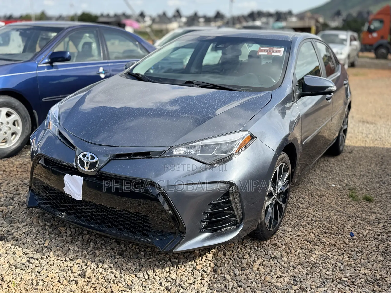 Toyota Corolla SE (1.8L 4cyl 6M) 2019 Gray