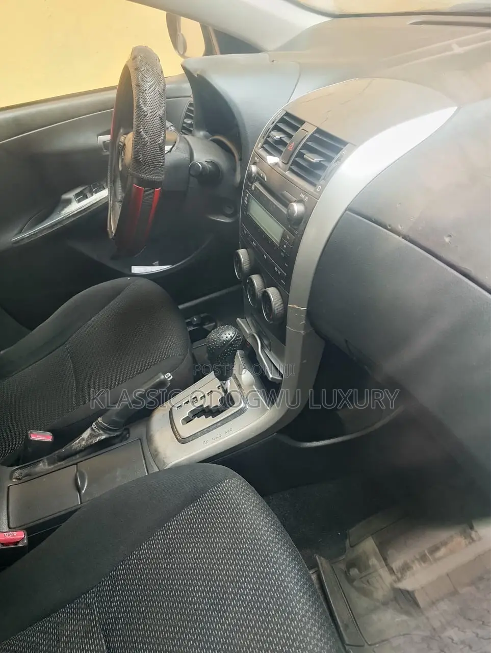 Toyota Corolla LE 4dr Sedan (1.8L 4cyl 4A) 2010 Black