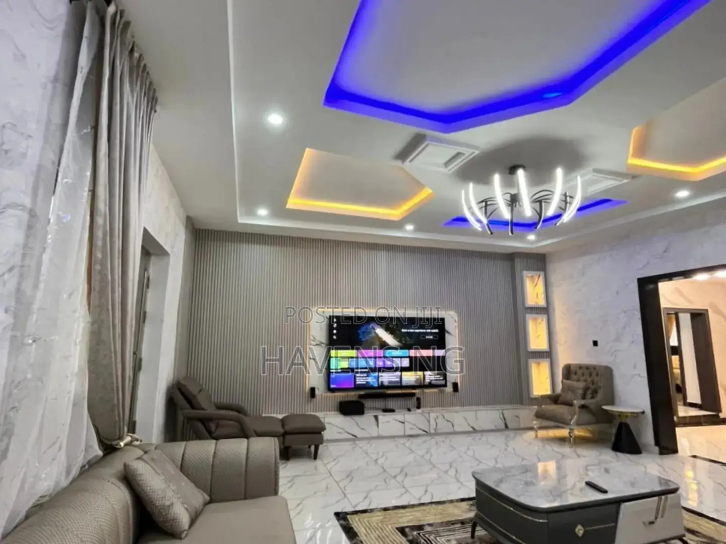 2 3-Bedroom Apartments in Akala