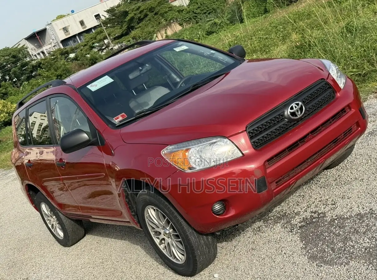 Toyota RAV4 2010 Red