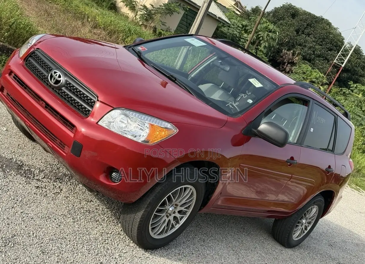 Toyota RAV4 2010 Red