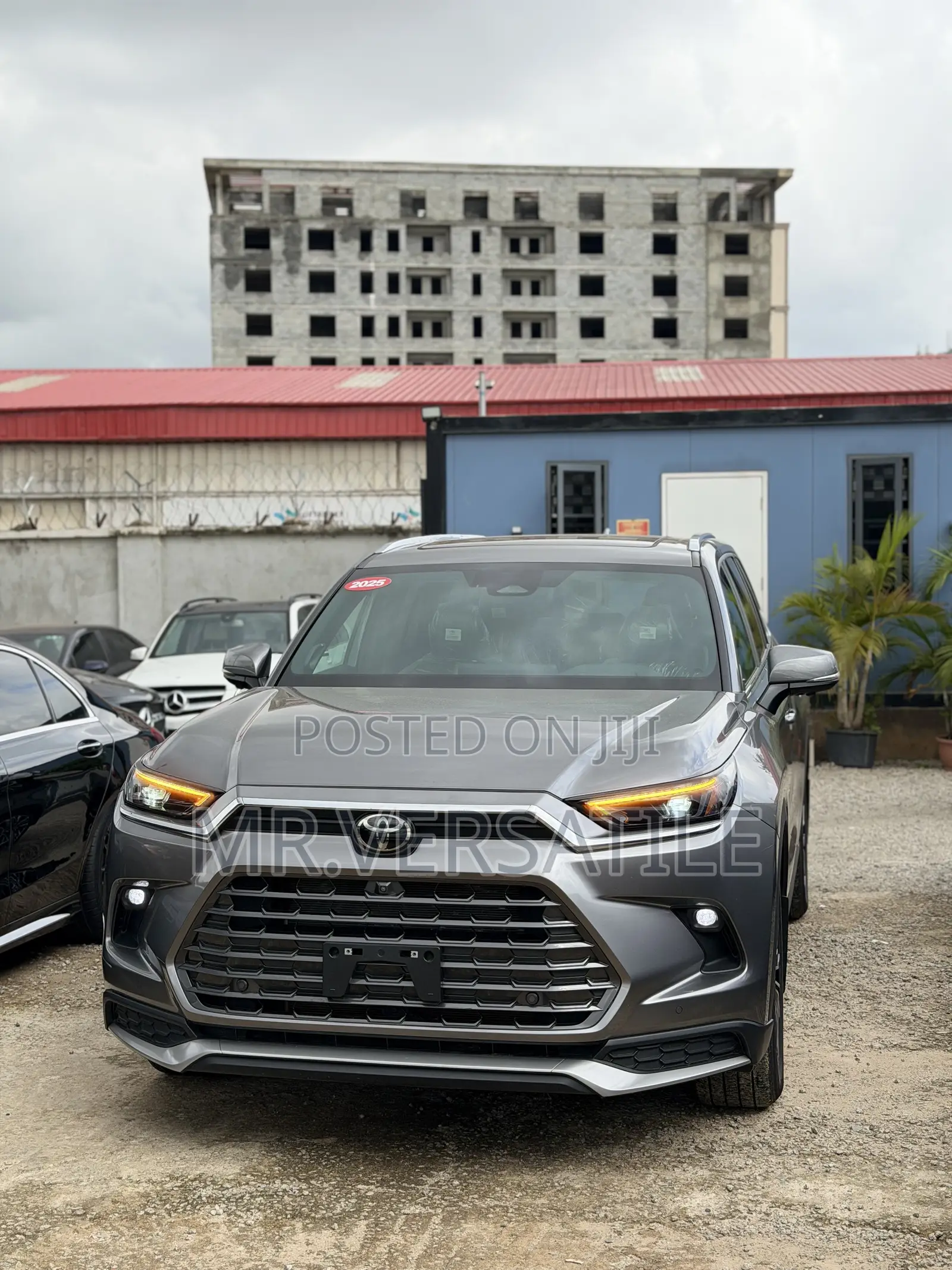 New Toyota Grand Highlander Hybrid 2025 Gray