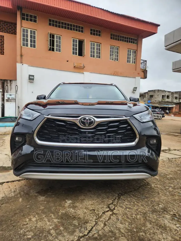 Toyota Highlander Platinum 2021 Black