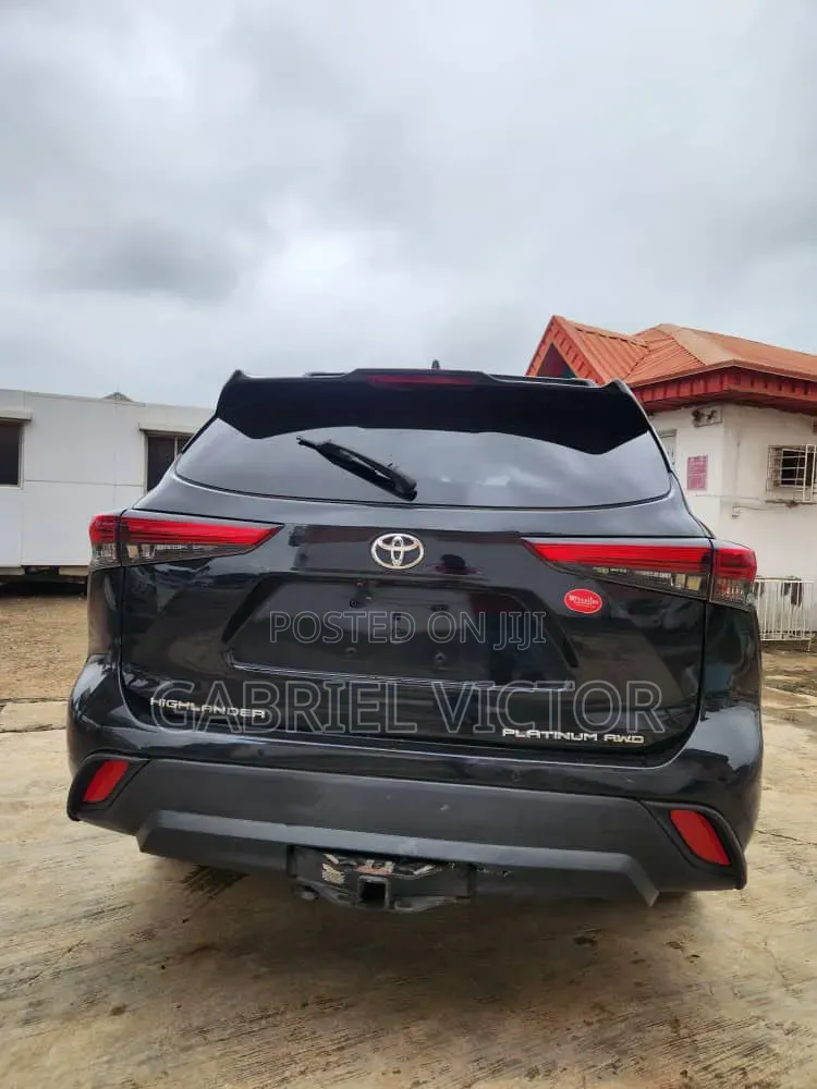 Toyota Highlander Platinum 2021 Black