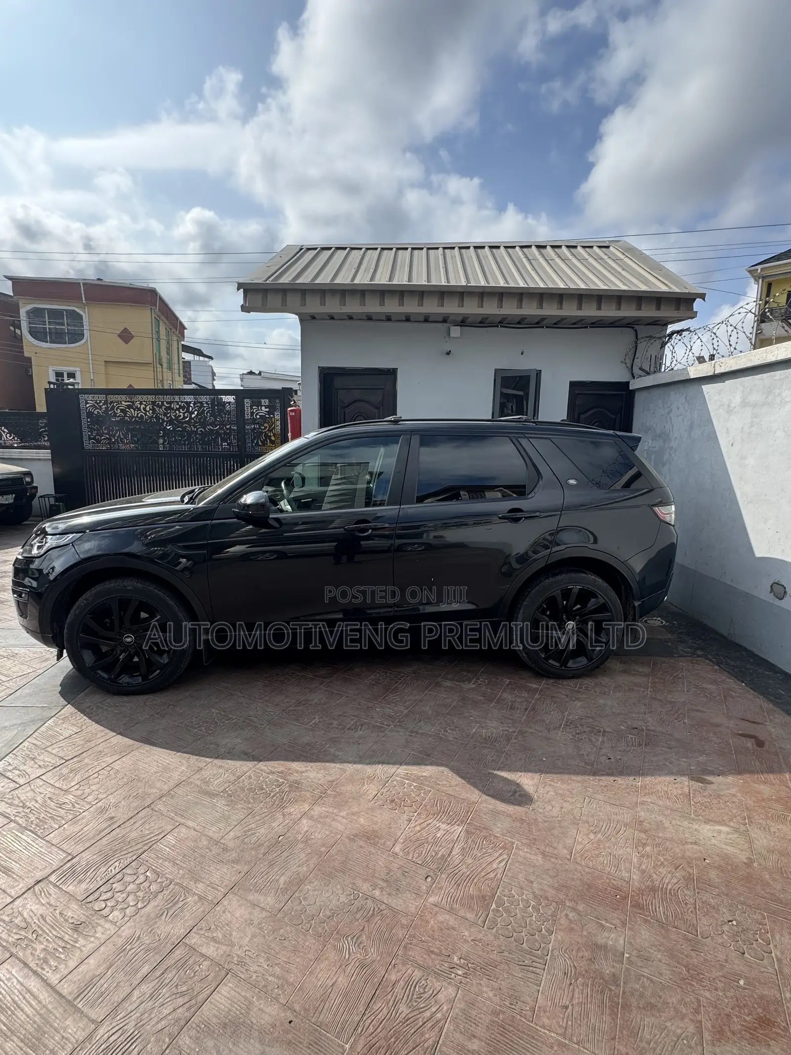 Land Rover Discovery 2015 Black