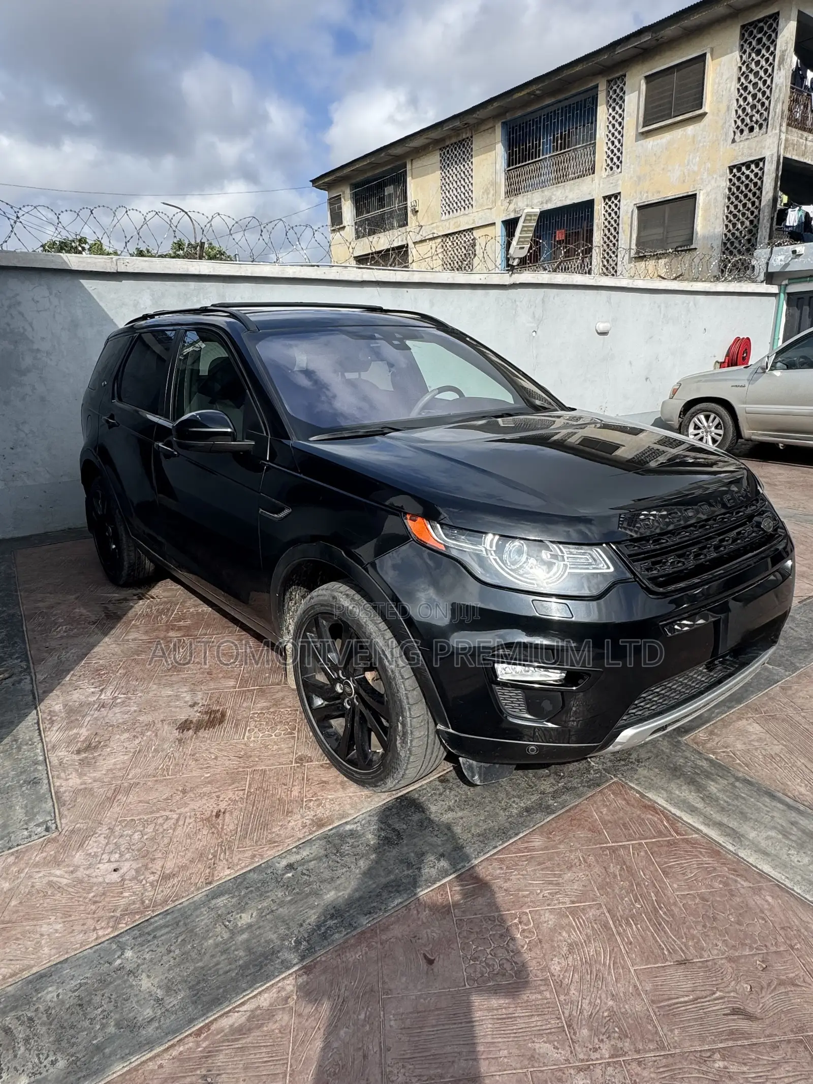 Land Rover Discovery 2015 Black