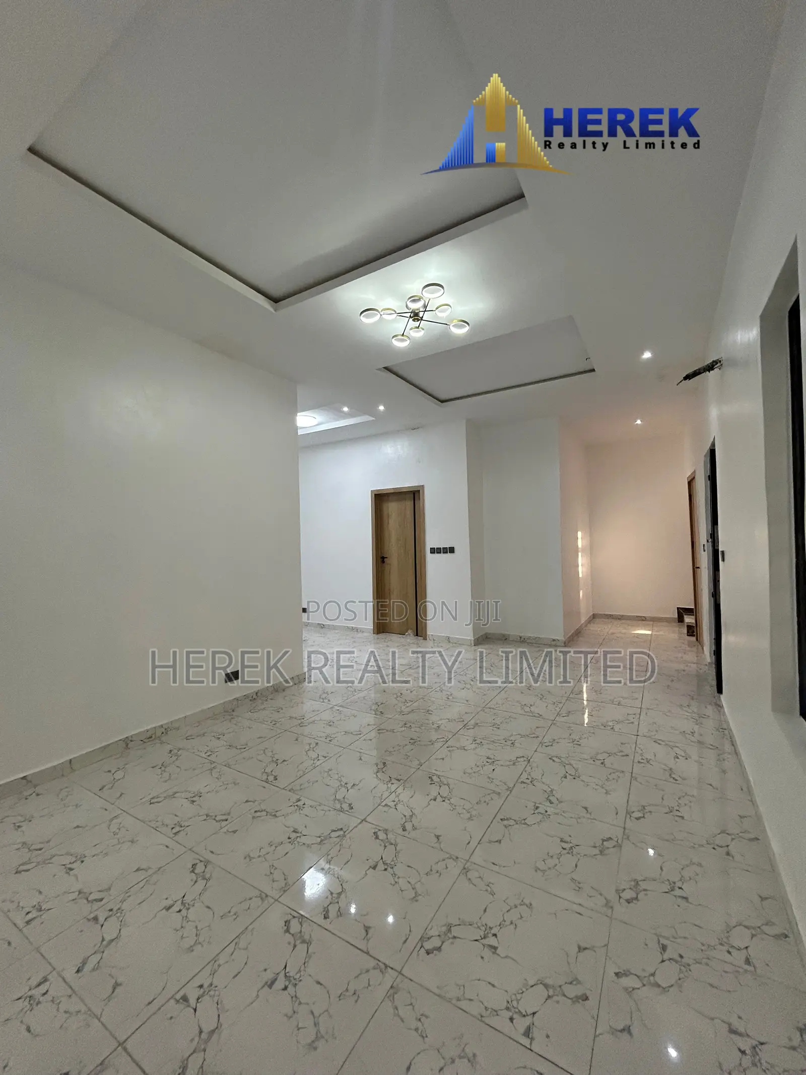 4bdrm Duplex in Ilaje Estate, Ado / Ajah for sale