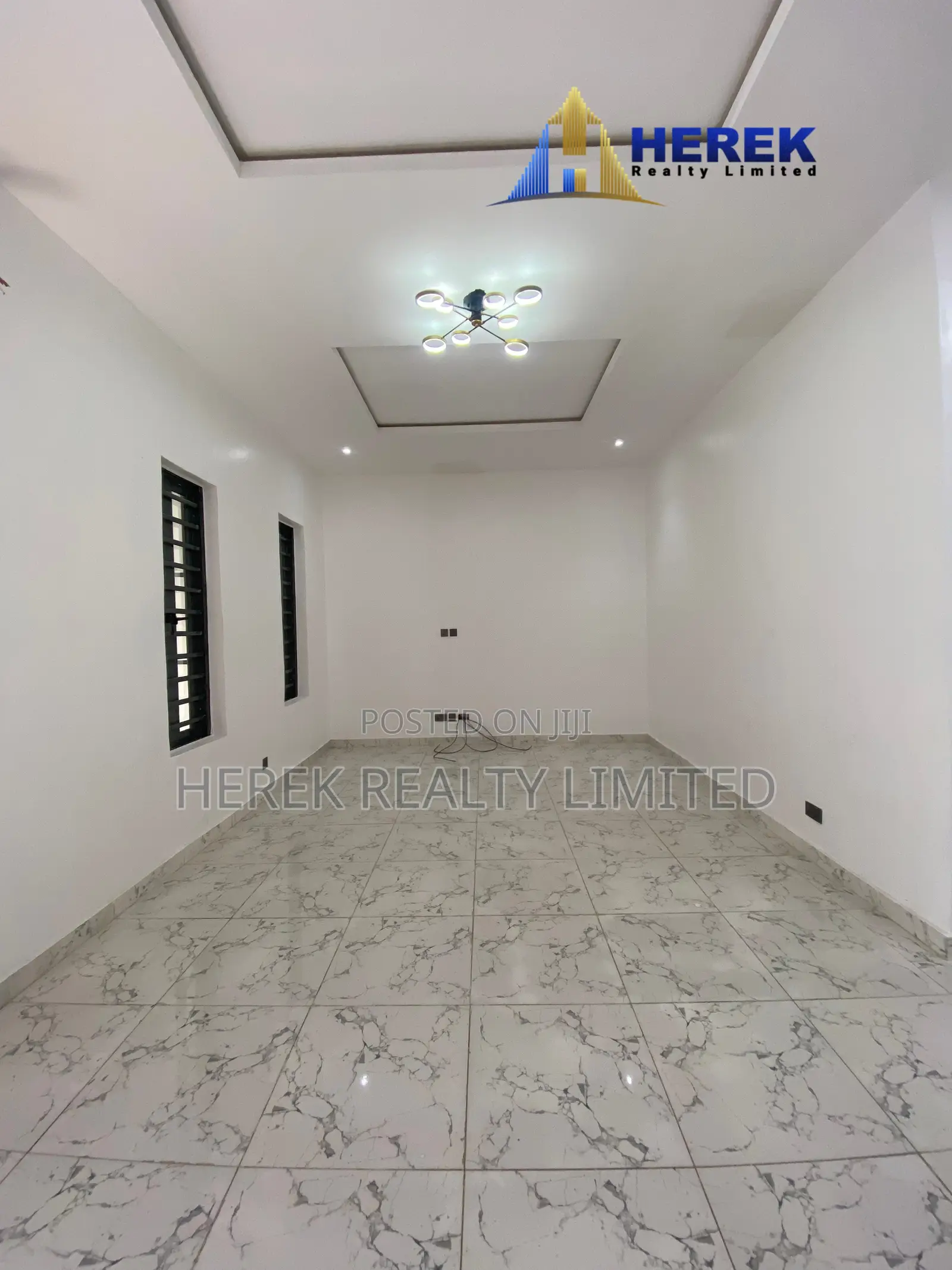 4bdrm Duplex in Ilaje Estate, Ado / Ajah for sale