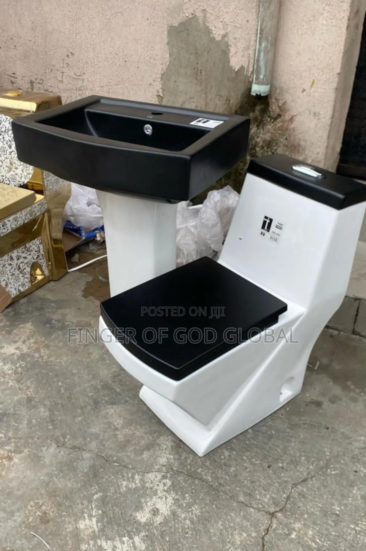 Married Set Executive Wc