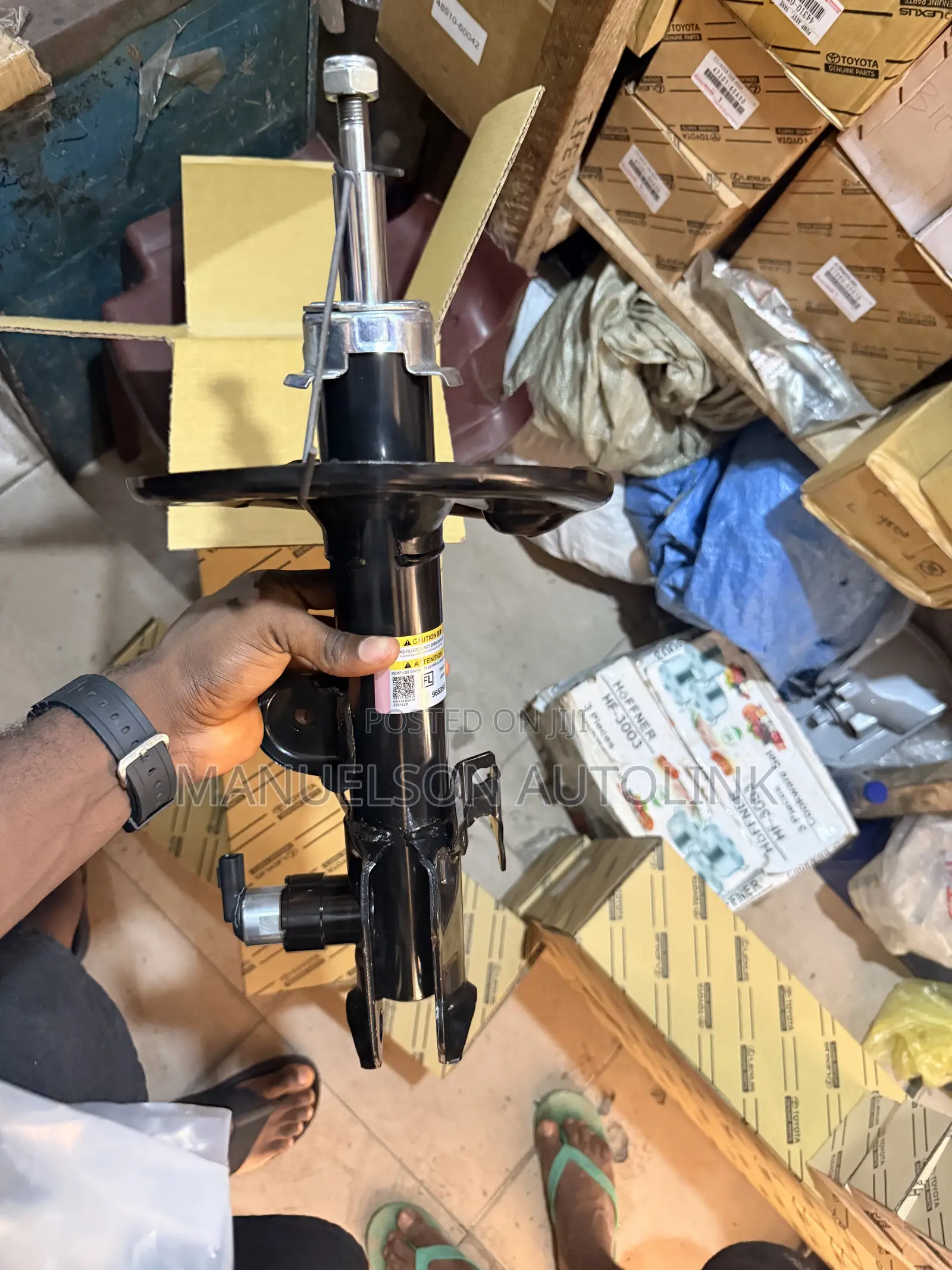 Front Shock Absorber Lexus NX200T, NX300 NX Series