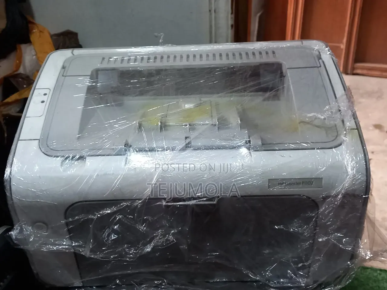 T HP LaserJet Printer