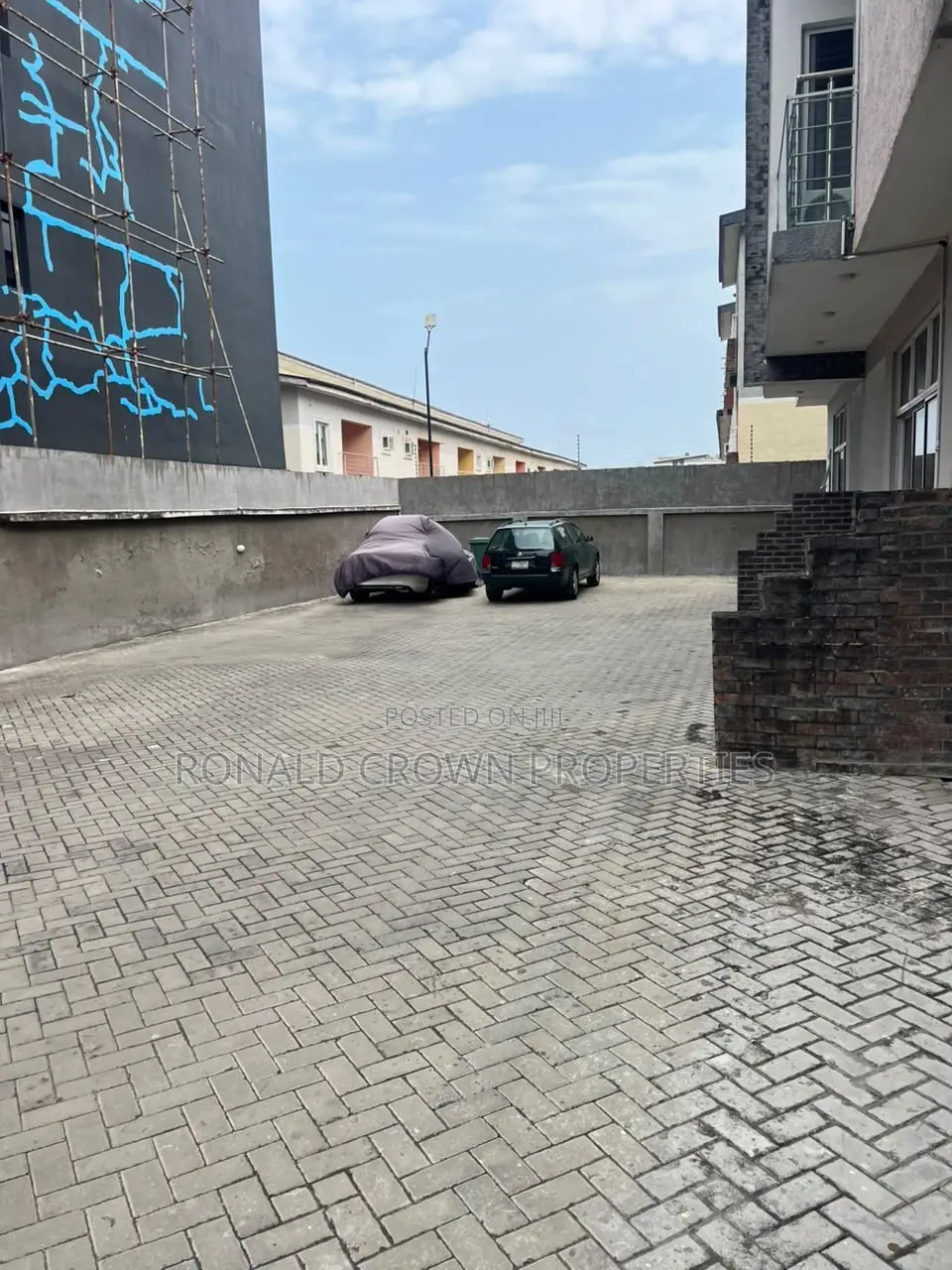 4bdrm Duplex in Ikate for rent
