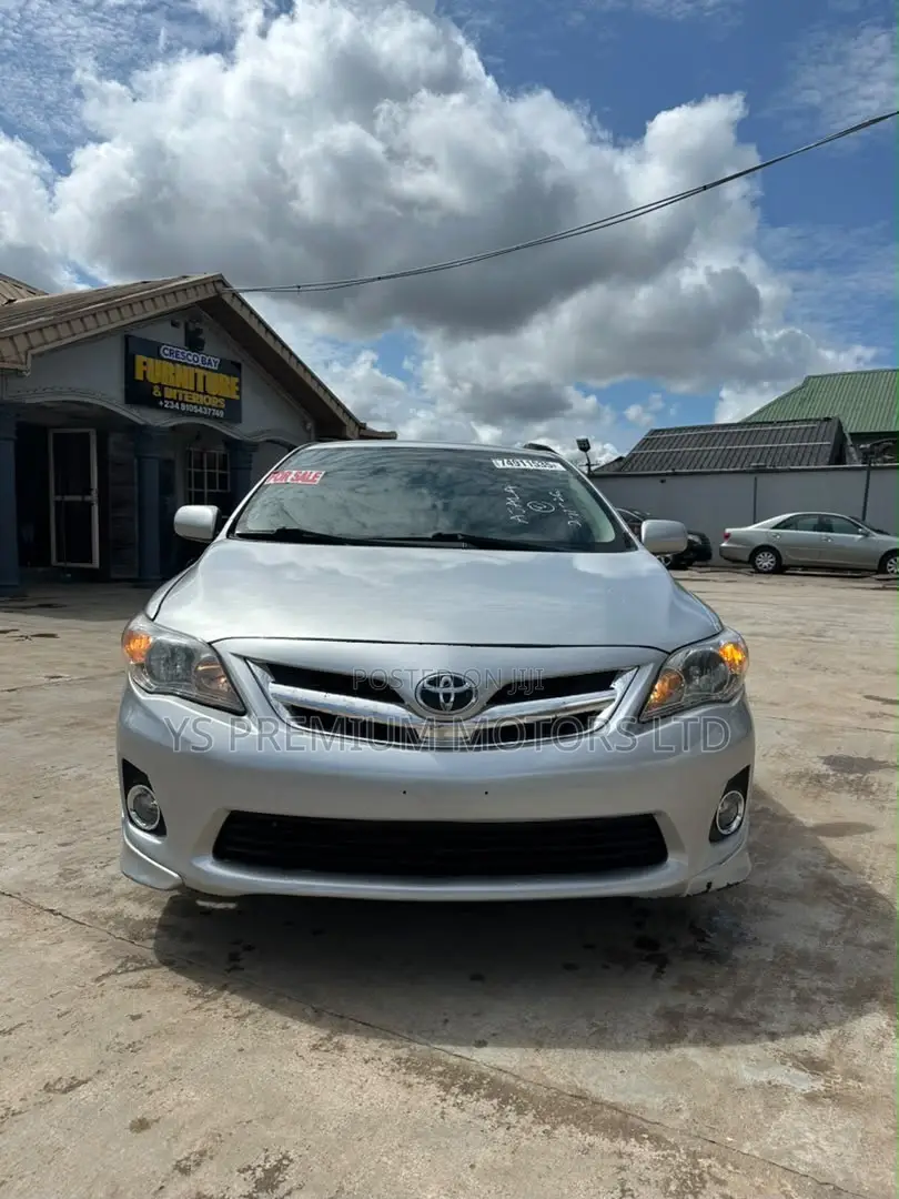 Toyota Corolla S 4dr Sedan (1.8L 4cyl 4A) 2012 Silver