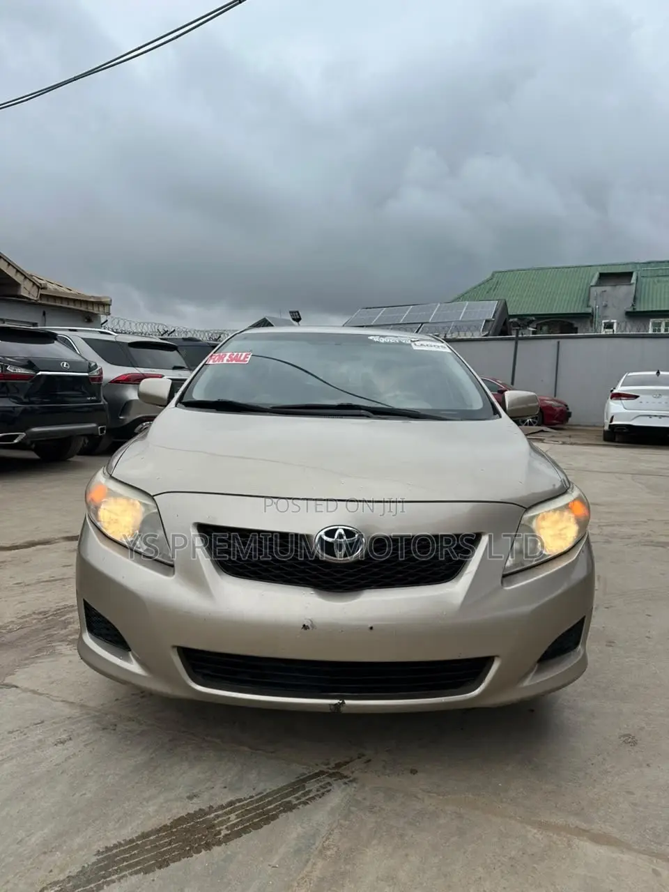 Toyota Corolla LE 4dr Sedan (1.8L 4 cyl 4A) 2009 Gold
