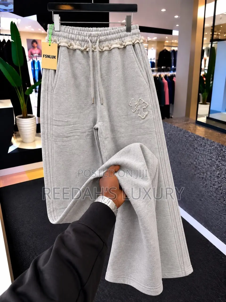 FSNLUK Wide-Leg Jogger