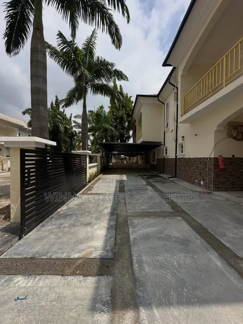 5bdrm Duplex in Wuye for sale