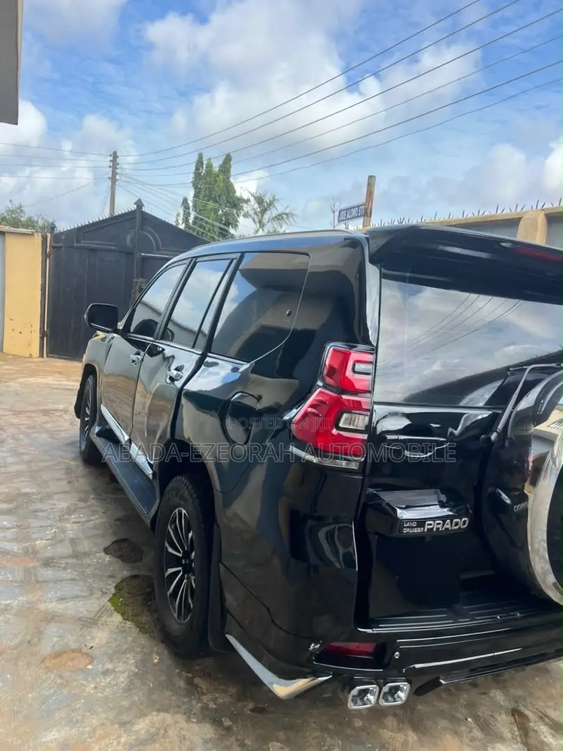 Toyota Land Cruiser Prado 2.7 i 2010 Black