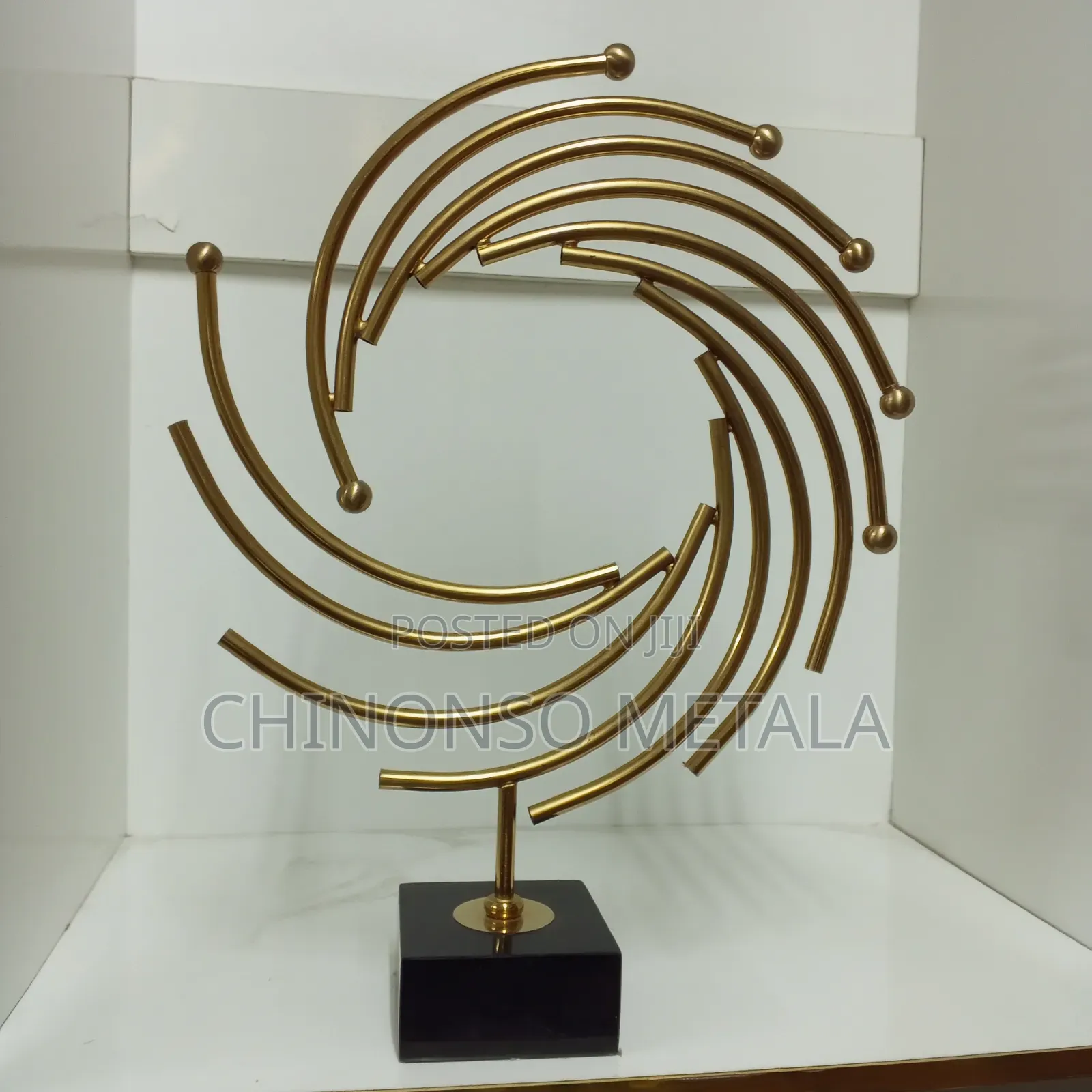 Quality UK Metal and Marble Decor