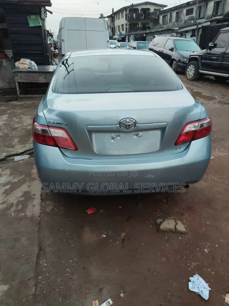 Toyota Camry LE 4dr Sedan (2.4L 4cyl 5A) 2009 Blue