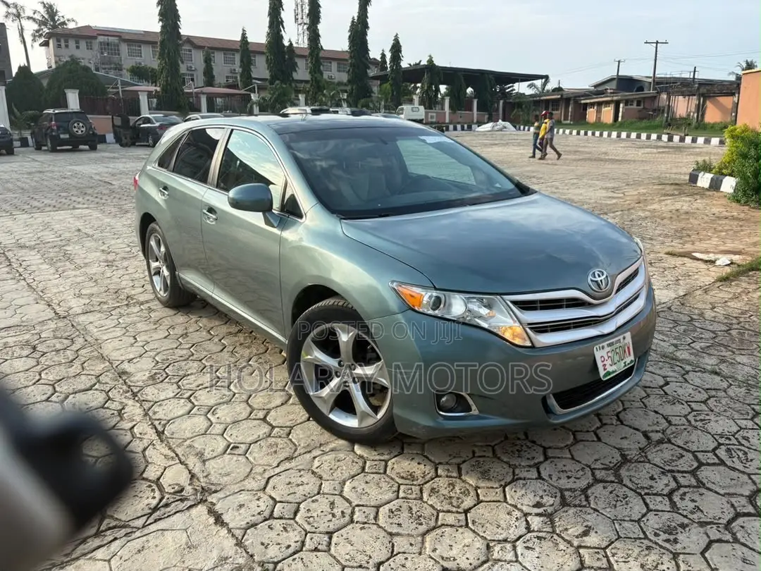 Toyota Venza V6 AWD 2010 Green